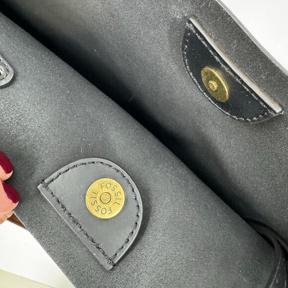 Fossil Coated Leather Large Tote Bag Black Brown Key Charm Travel Office Preppy - Picture 6 of 9